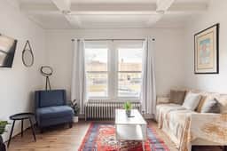 North End Treasure. Beautiful 2 bedroom apartment - Image 2